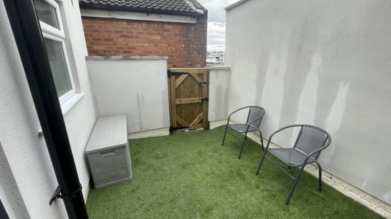 House Located Centrally For Up To 8 Guests Scarborough Exterior photo